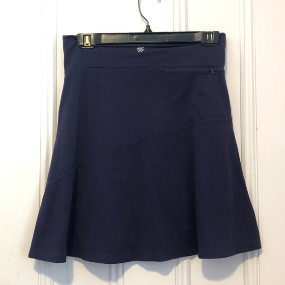 ATHLETA Size XS Faux Wrap pull on skirt Navy - Picture 2 of 4